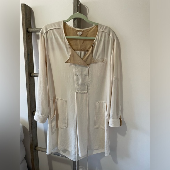 Beige Wilfred work dress- size medium - Picture 5 of 6